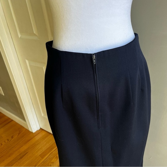 Vintage Ann Taylor Classic Navy Blue Pencil Skirt 100% Wool Size 12 - Picture 3 of 4